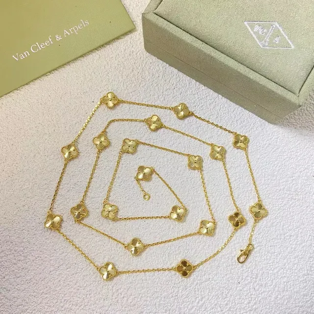Van Cleef & Arpels Alhambra Gold Clover Motif Necklace 2