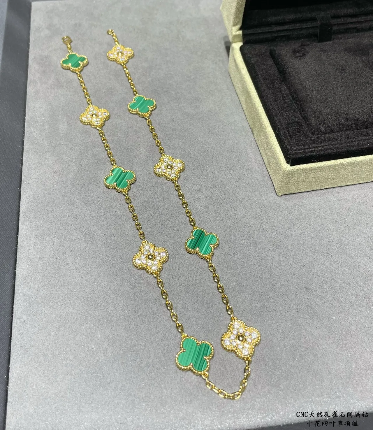 Van Cleef & Arpels Alhambra Malachita diamantes pavé trevo de quatro folhas colar 6