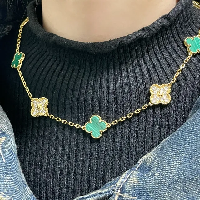 Van Cleef & Arpels Alhambra Malachita diamantes pavé trevo de quatro folhas colar 8