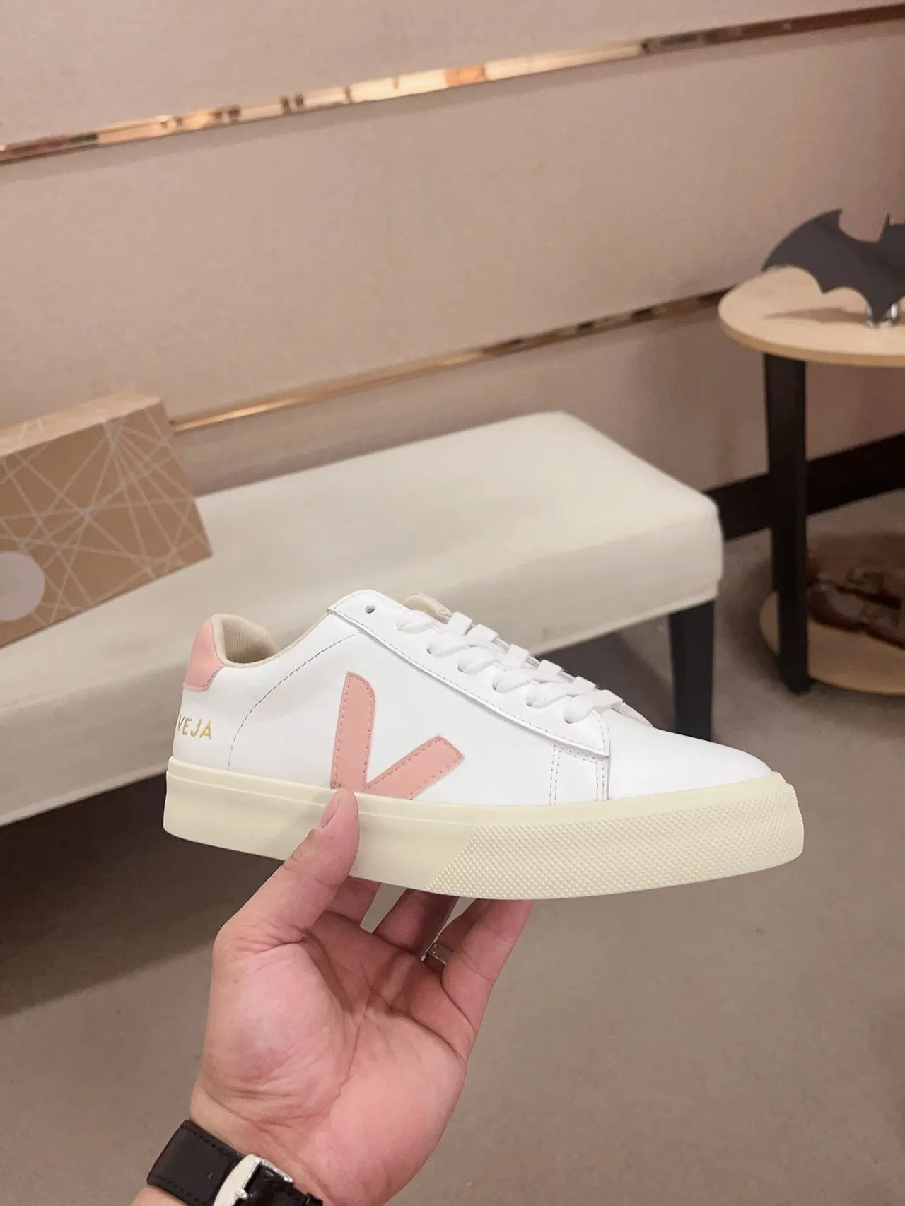 VEJA White Pink Low-Top Leather Upper Lifestyle Sneakers 5
