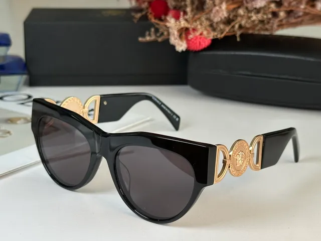 Versace Chain Reaction Beige Acetate Medusa Hardware সানগ্লাস 6