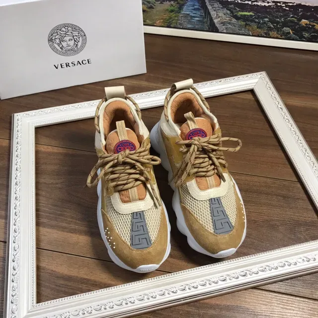 Versace Chain Reaction Beige White Semelle Sculptée Ante-Mesh Mélangée Sneakers Chunky 2