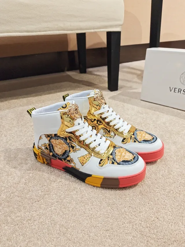 Versace Chain Reaction Medusa Baroque Print Baskets Lifestyle Hautes 4