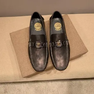 Versace Chain Reaction Medusa-Buckle Mocassins Noirs Patinés
