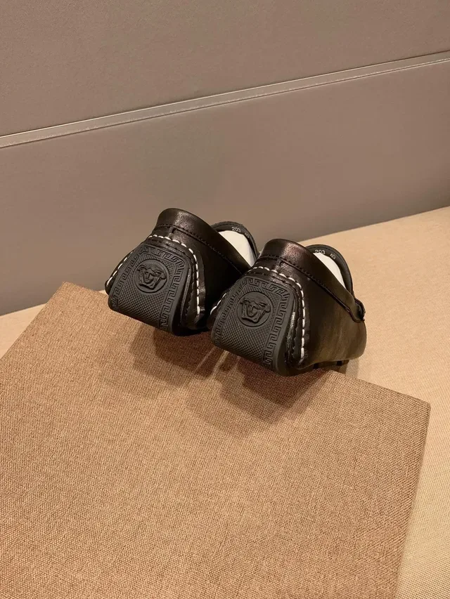 Versace Chain Reaction Medusa-Buckle Mocassins Noirs Patinés 3