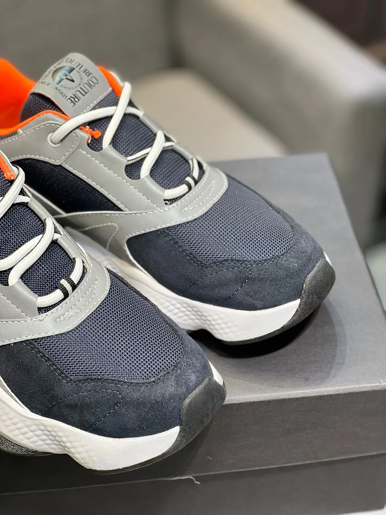 Versace Chain Reaction Navy Gray semelle transparente Air Unit Chunky Sneakers 9