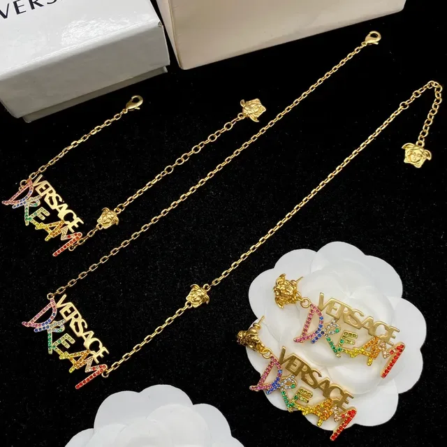 Versace Dream Gold Collier Chaîne Multicolore Cristal-Embelli Lettre 6