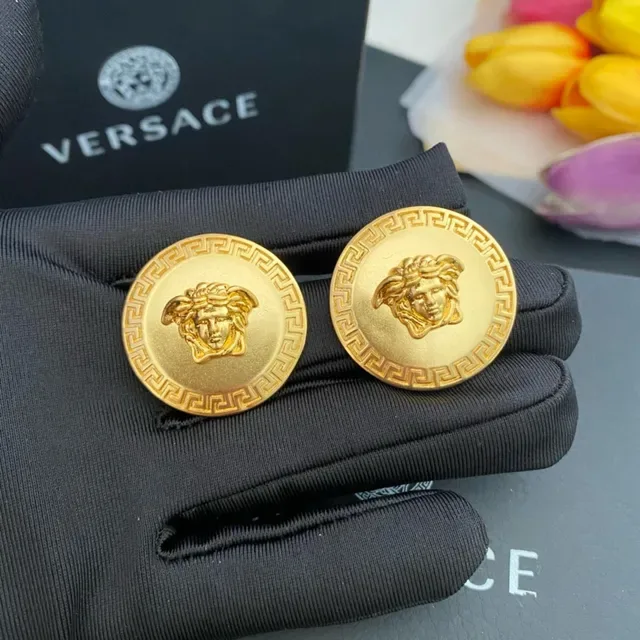 Versace Greca Odissea Boucles d'oreilles à clous doré Medusa 6