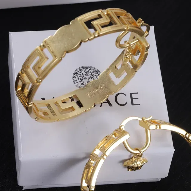 Versace Greca Odissea Medusa Créoles 6