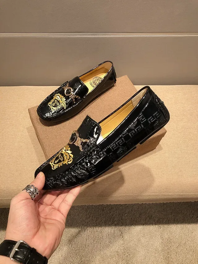 Versace Medusa Mocassins Noir Or Broderies 5