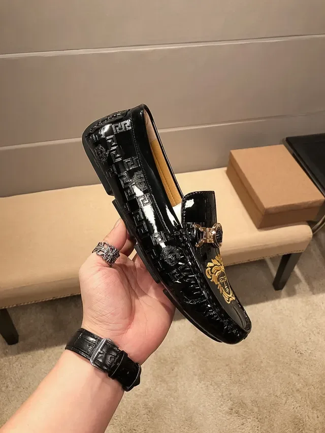 Versace Medusa Mocassins Noir Or Broderies 8