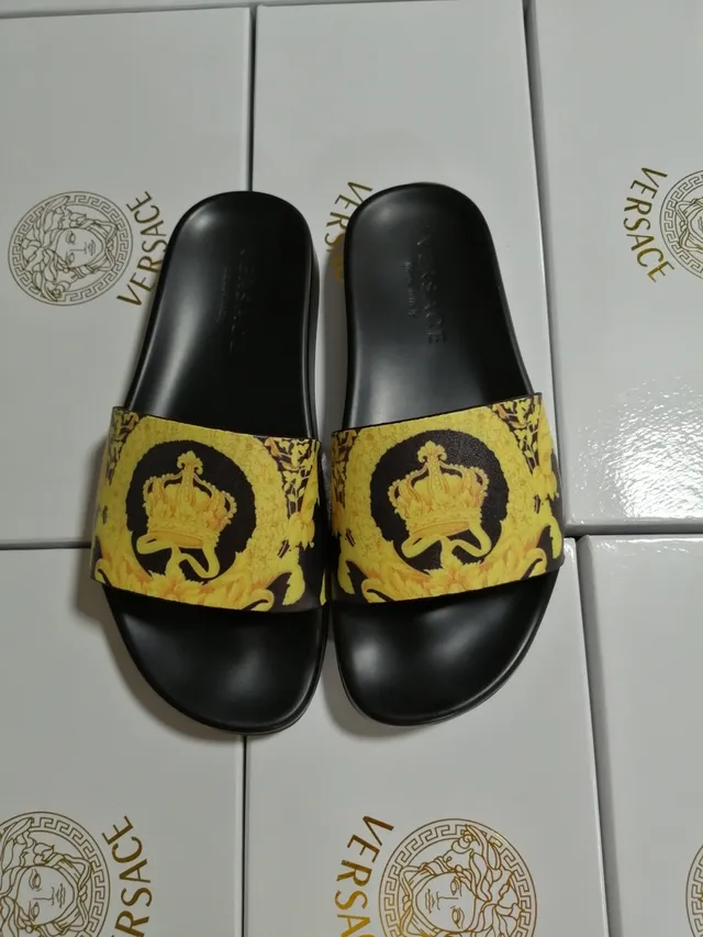Versace Medusa Slide أسود وأصفر صنادل 5
