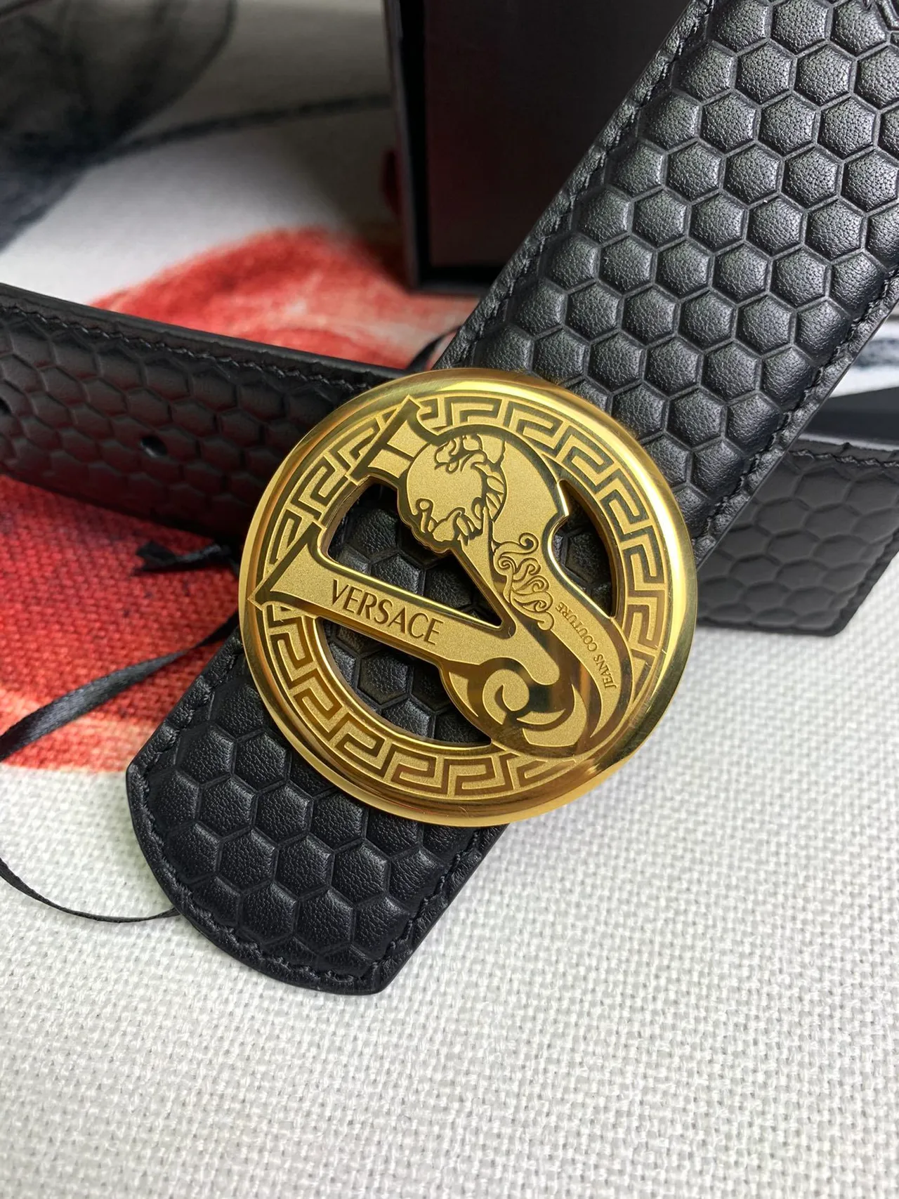 Versace Odissea ذهب أسود سداسي الاضلاع مرسوم رؤوس ميدوسا حزام جلدي 6