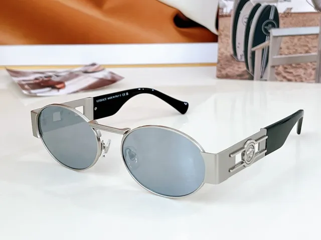 Versace Odissea Lunettes de soleil avec monture métallique et lentille ovale dorée marron 8