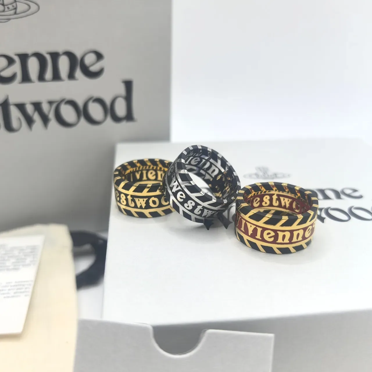 Vivienne Westwood Orb Logo Ring Black Gold Enamel Stacked Band Rings 9