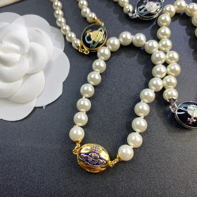 Vivienne Westwood Orb Collier de perles charm émaillé multicolore 4