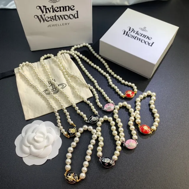 Vivienne Westwood Orb Collier de perles charm émaillé multicolore 9