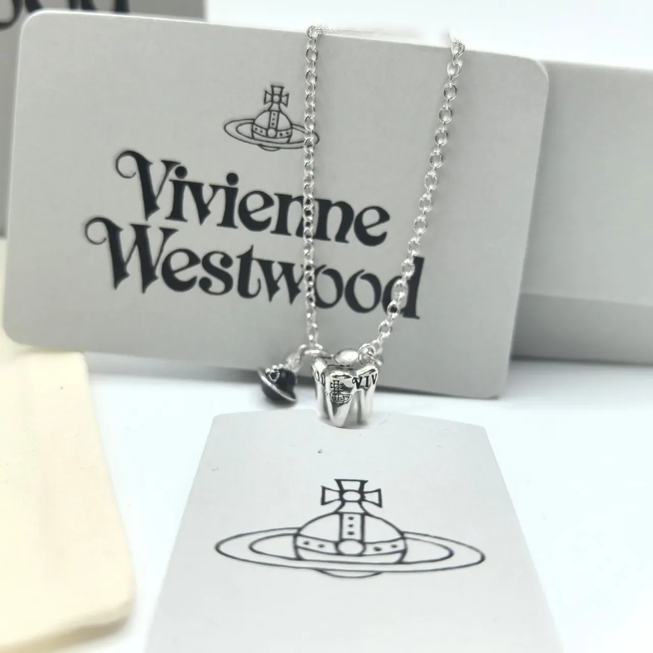 Vivienne Westwood Orb Shoe Charm Gold Silver Chain-Link High-Heeled Necklace 2