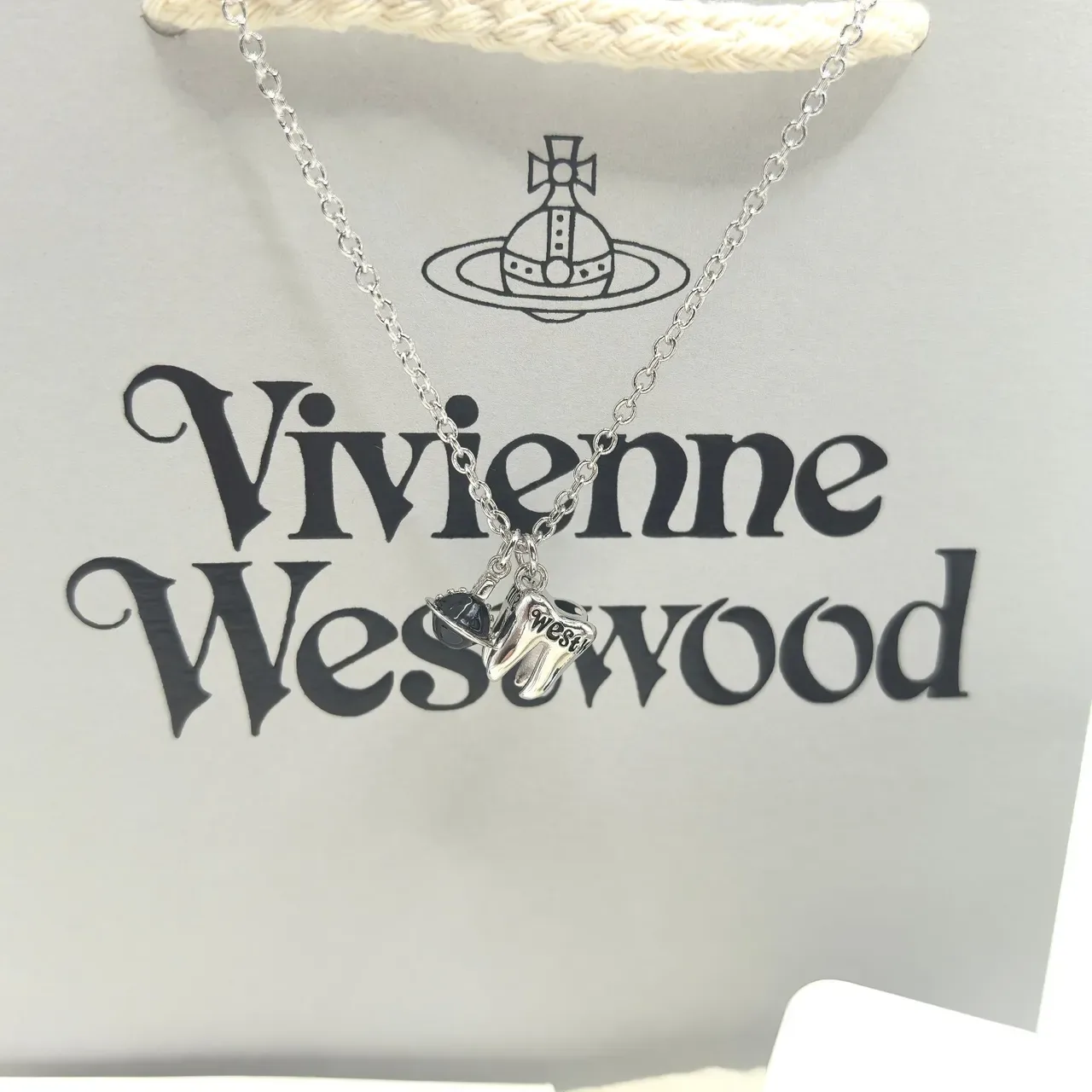Vivienne Westwood Orb Shoe Charm Gold Silver Chain-Link High-Heeled Necklace 3