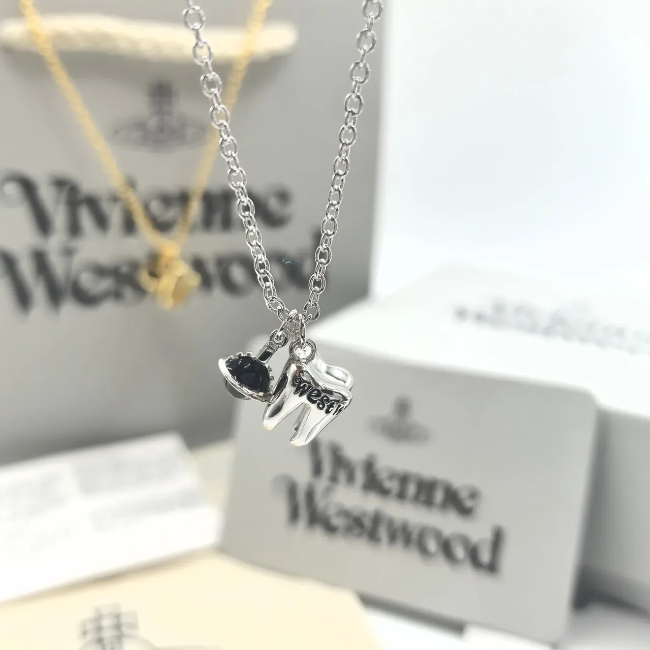Vivienne Westwood Orb Shoe Charm Gold Silver Chain-Link High-Heeled Necklace 4