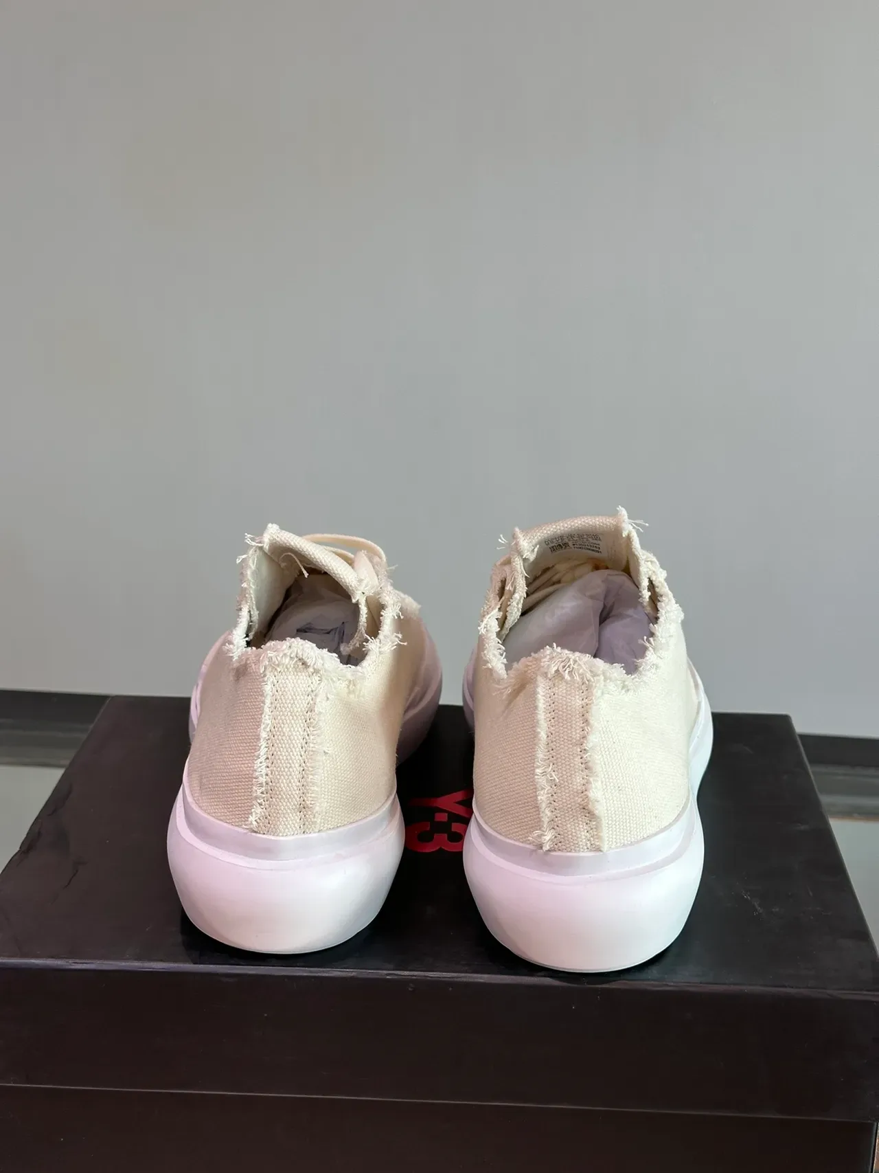 Y-3 Kaiwa Low Off-White Canvas Lifestyle Sneakers 4
