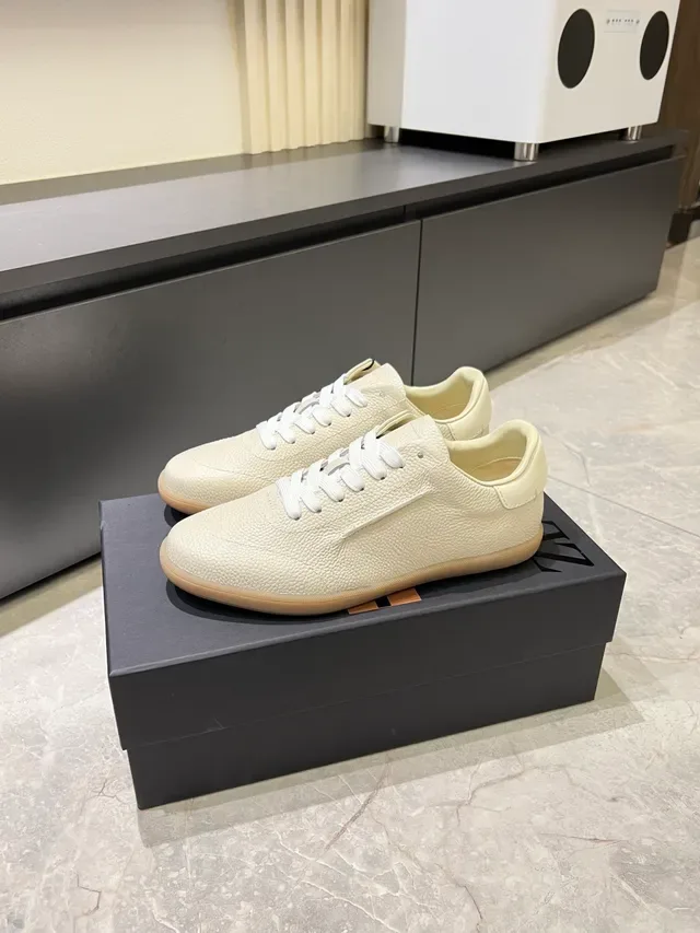 Zegna Beige Blanc Cuir Grainé Partie Supérieure Semelle Caoutchouc Sneakers Lifestyle 4