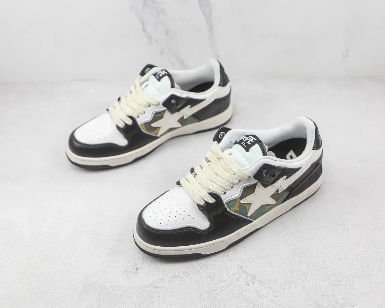 A Bathing Ape BAPE STA Tênis Lifestyle Preto Branco Camo 4