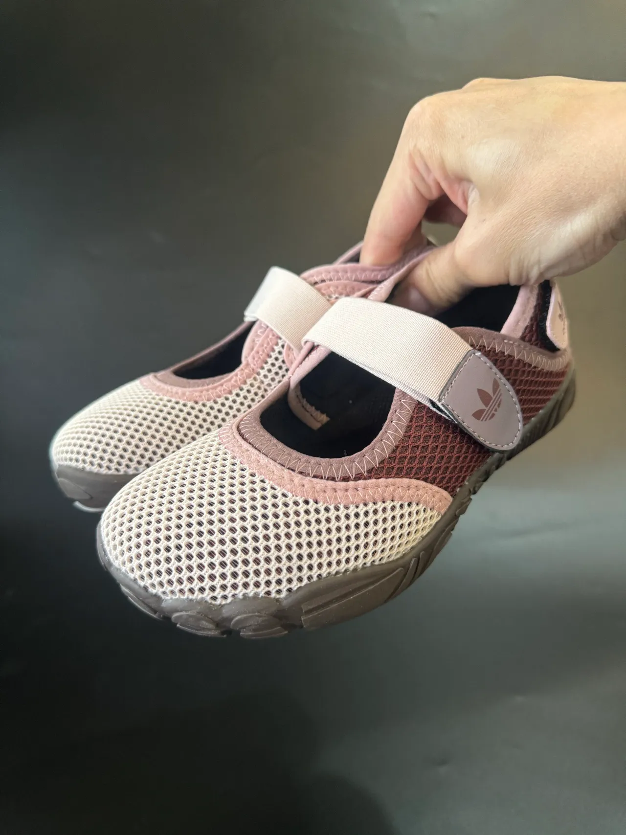 Adidas Beige Blanc Haut en Maille Bride Velcro Simple Mary Jane Chaussures 3