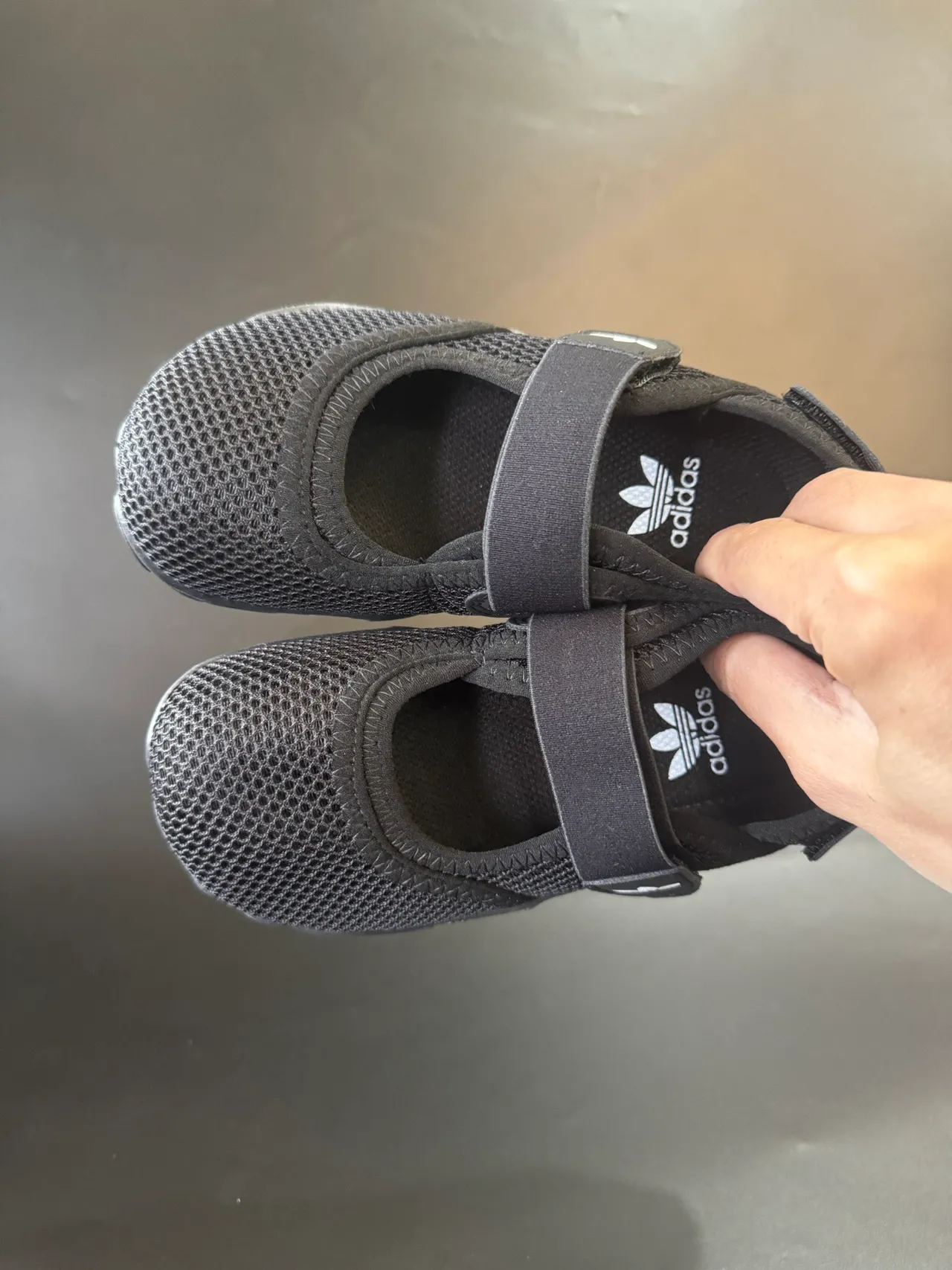 Adidas Beige Blanc Haut en Maille Bride Velcro Simple Mary Jane Chaussures 20