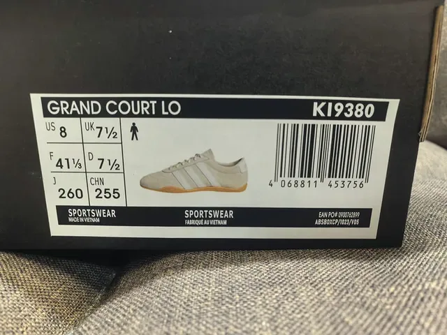 Adidas Beige White Suede Upper Three Stripes Lifestyle Sneakers 2