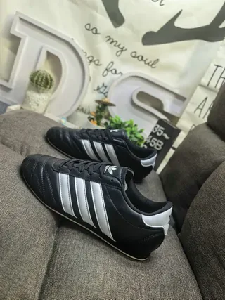 Adidas Black White Leather Upper Quilted Toe Cap Lifestyle Sneakers 7