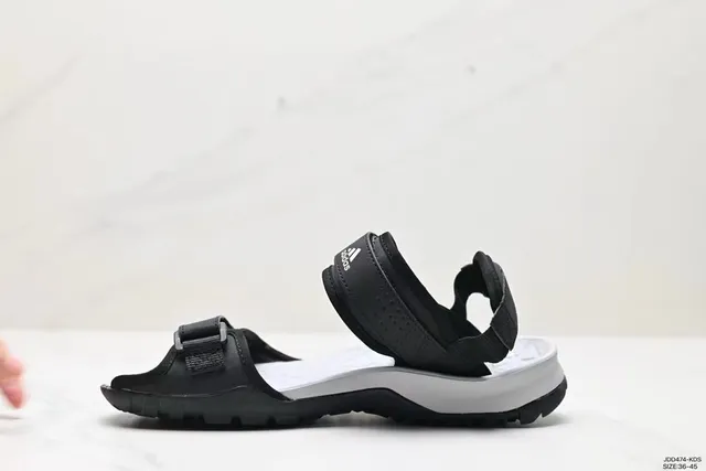 Adidas Black White Multi-Strap Adjustable Buckle Casual Sandals 8