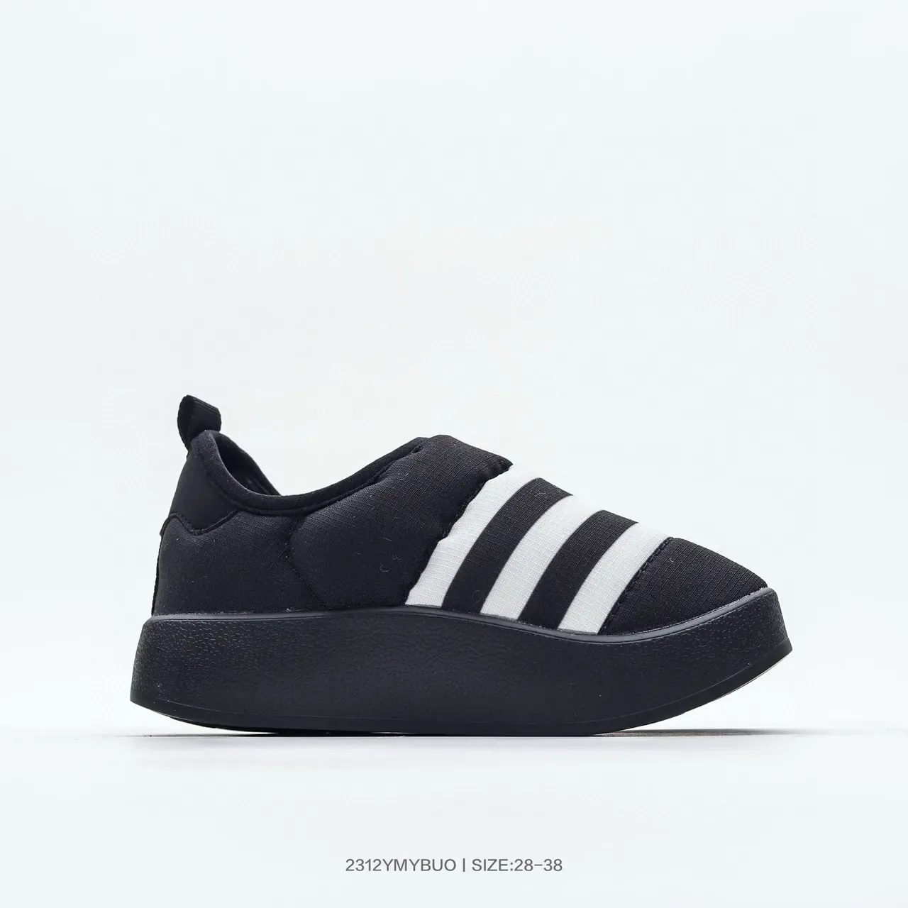 Adidas काला सफेद स्लिप-ऑन प्लेटफॉर्म सोल लाइफस्टाइल स्नीकर 4