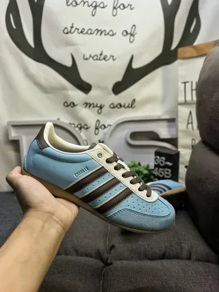 Adidas Blue Brown Low-Top Perforated Toe Lifestyle Sneakers 5