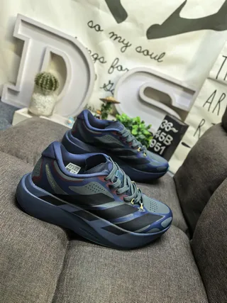 Adidas Blue Gray Engineered Mesh Upper Sculpted Monolithic Midsole Running Shoes 9