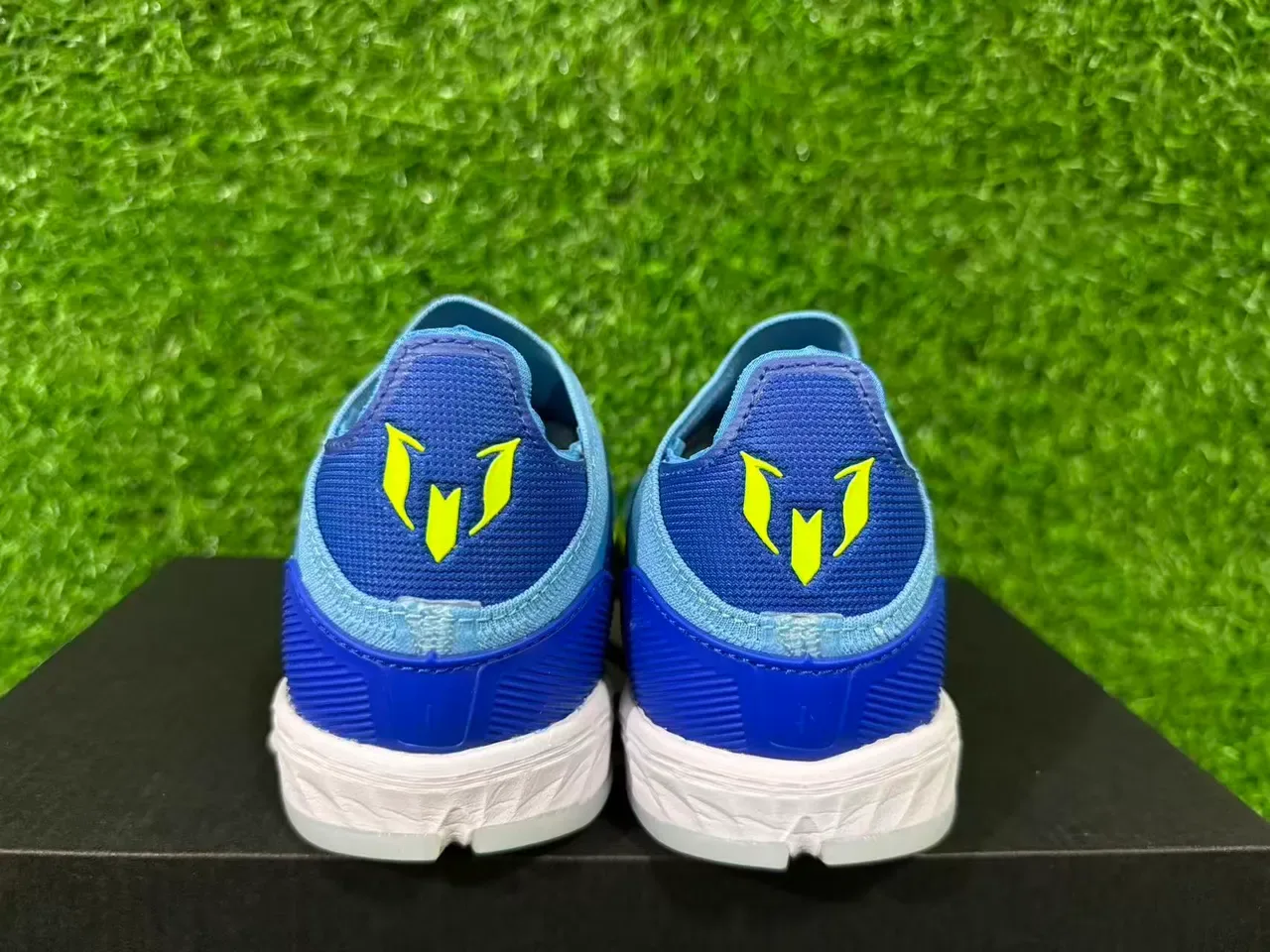 Adidas Bleu Jaune Low-Cut Sock-Fit Upper Synthetic Wave-Patterned Overlay Artificial-Grass Chaussures de Football 10