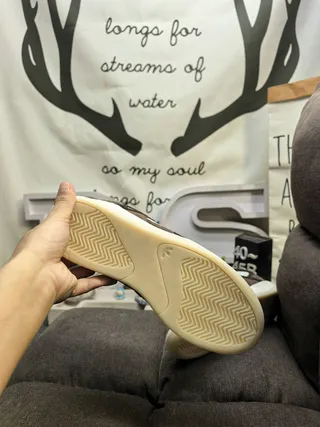 Adidas Brown White Low-Top Suede-Mesh Hybrid Lifestyle Sneakers 24