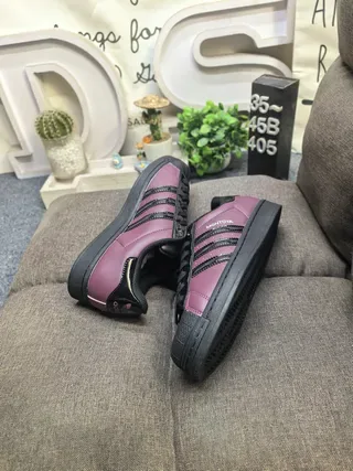 Adidas Bordeaux Noir Shell-Toe Three-Stripe Lifestyle Sneakers 6