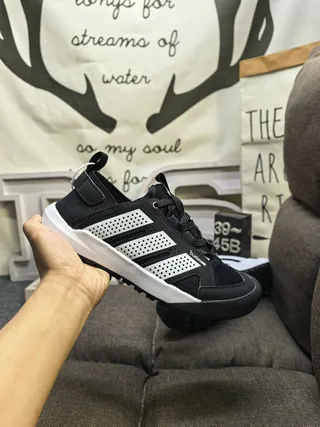 Adidas Climacool Vent Black and White Lifestyle Sneakers 5