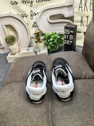 Adidas Copa Sapatos de futebol indoor preto branco com painel lateral acolchoado de três listras 8