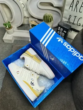 Adidas Forum Low Disney Collaboration Off-White Gold Lifestyle Sneakers 3