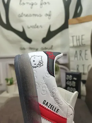 Adidas Gazelle White Red Black Hello Kitty Lifestyle Sneakers 3