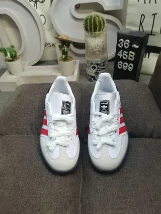Adidas Gazelle White Red Black Hello Kitty Lifestyle Sneakers 10