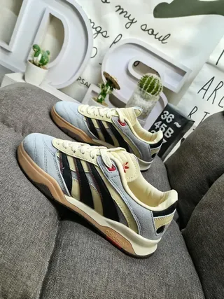 Adidas Gray Beige Low-Top Layered Suede And Textile Upper Lifestyle Sneakers 7