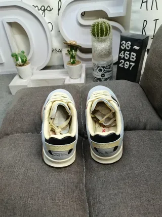 Adidas Gray Beige Low-Top Layered Suede And Textile Upper Lifestyle Sneakers 8