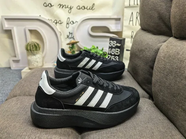 Adidas Gray White Low-Top Platform Sole Lifestyle Sneakers 11