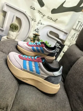 Adidas Gray White Low-Top Platform Sole Lifestyle Sneakers 17