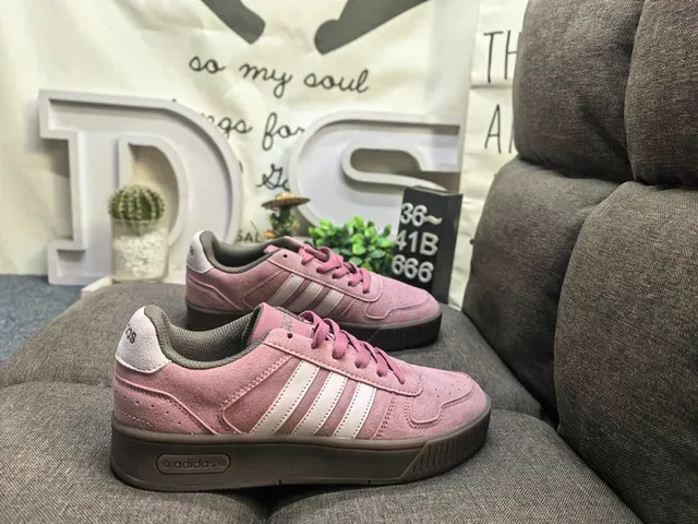 Adidas Gray Yellow Low-Top Three-Stripe Side Panel Lifestyle Sneakers 11