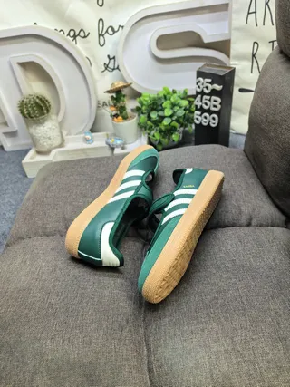Adidas Green White Laceless Velcro Strap Three-Stripe Side Panel Lifestyle Sneakers 6