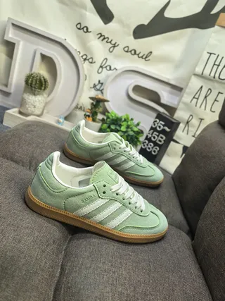 Adidas Green White Suede Upper Three-Stripe Side Panel Lifestyle Sneakers 9